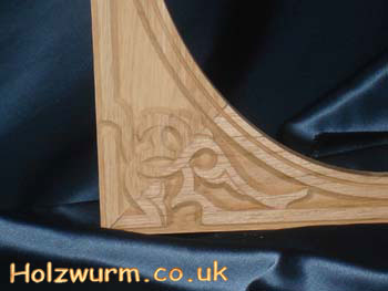 ‘Fan Leaf’ Frame with relief carved detail
